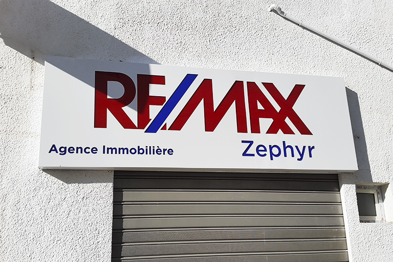 Enseigne lumineuse Remax Zephyr